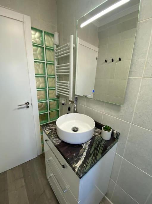 Apartamento Centrico-Parking Gratuito-Wifi Santander Exterior photo